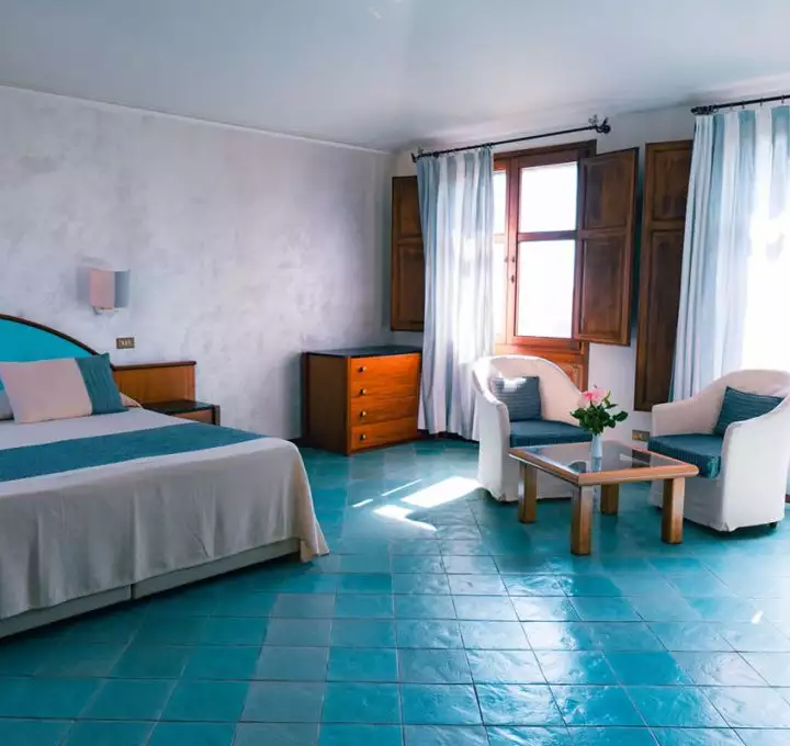 hotel-la-torre-barisardo-sardegna-camera-junior-suite-2