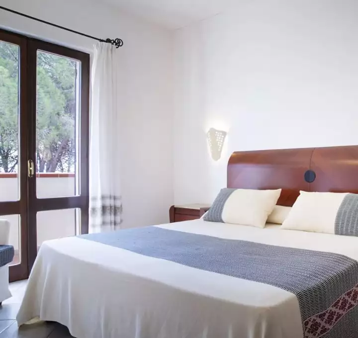 hotel-la-torre-barisardo-sardegna-camera-superior-pineta-2